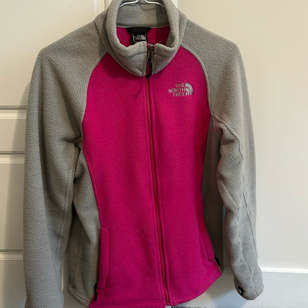 COPY - Women’s NorthFace full zip fleece jacket
